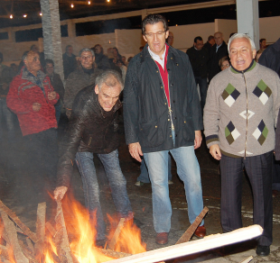 Núñez Feijoo e Xosé Luís Baltar nun magosto en Ourense