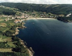 O galeón atópase afundido nas inmediacións da praia do Sardiñeiro